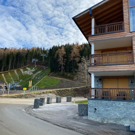 Ski In Ski Out Apartment Fastenberg Top 3 By Aa Holiday Homes Шладминг Екстериор снимка