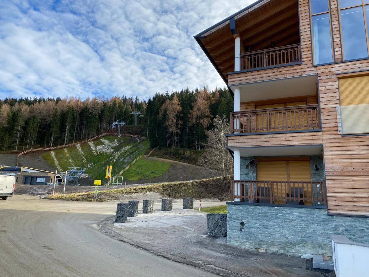 Ski In Ski Out Apartment Fastenberg Top 3 By Aa Holiday Homes Шладминг Екстериор снимка